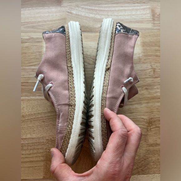 HEY DUDE Wendy Slip Ons - Picture 12 of 12